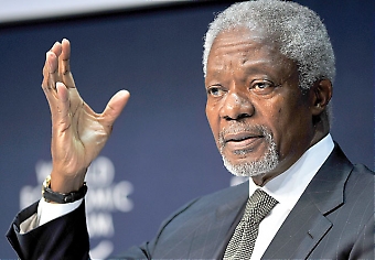 Kofi Annan håller 13 april ett föredrag i kongresspalatset i Marbella, under rubriken ”Det globala fördraget: Företagens utmaning att bli ledande inom hållbar utveckling”. Foto: World Economic Forum/Eric Miller